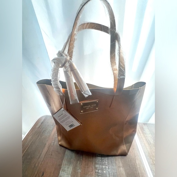 MICHAEL KORS Rose Gold Tote Bag - Picture 1 of 7